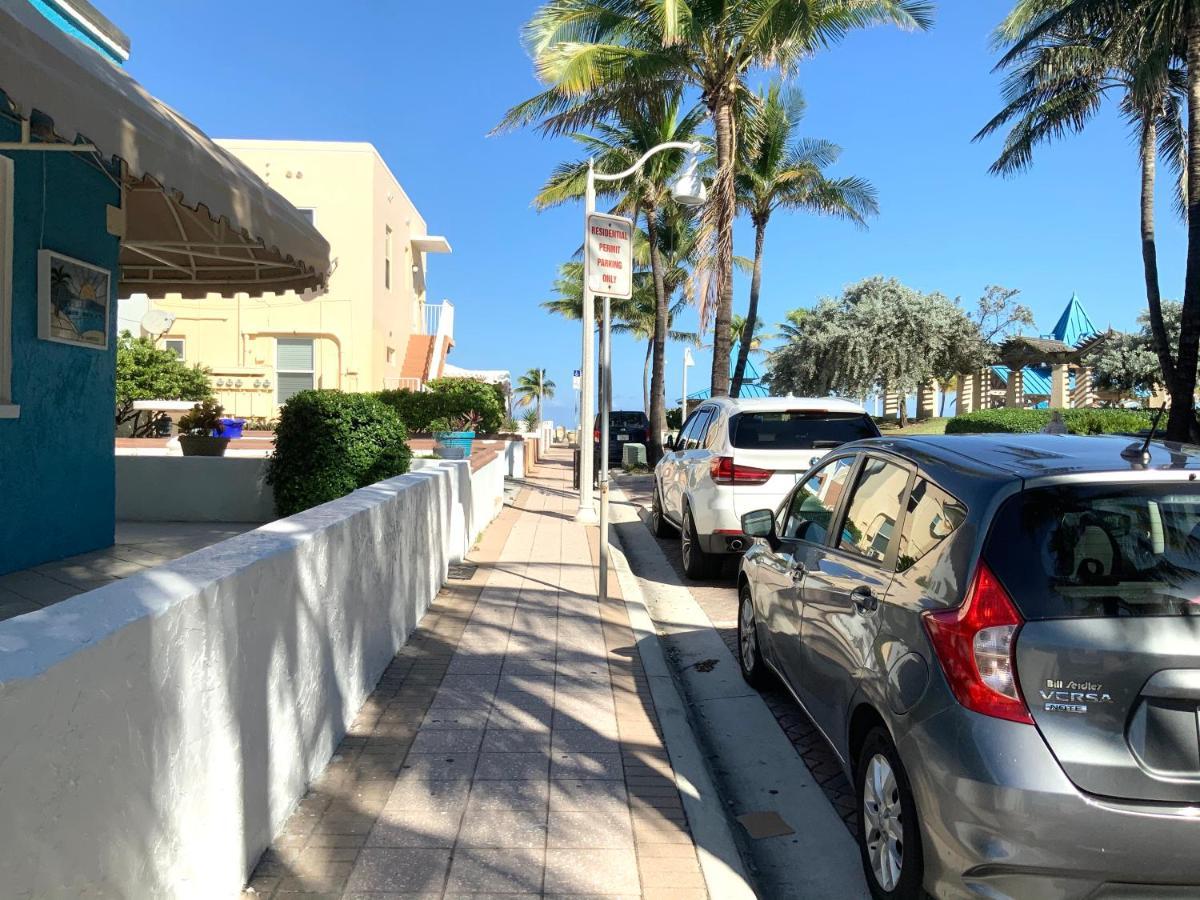 Hollywood Beach Apartments - Walk To The Beach Экстерьер фото